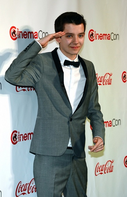 Asa Butterfield saluting