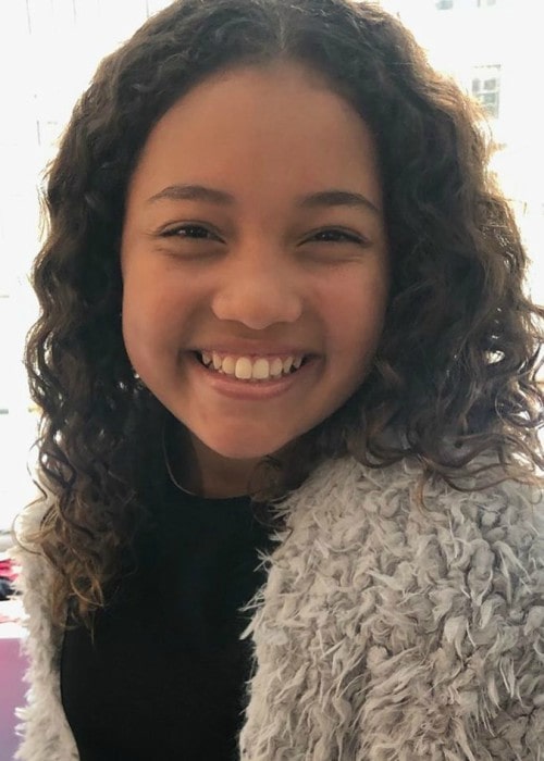 Bella Blu in an Instagram post as seen in November 2019