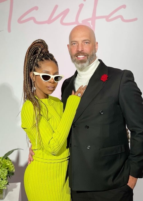 Chris Bassett as seen in a picture with his beau singer Candiace Dillard Bassett in November 2021