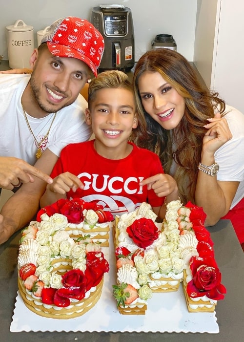 Ferran The Fashion King as seen in a picture that was taken with her father 4kpapi and mother Andrea Espada in January 2020