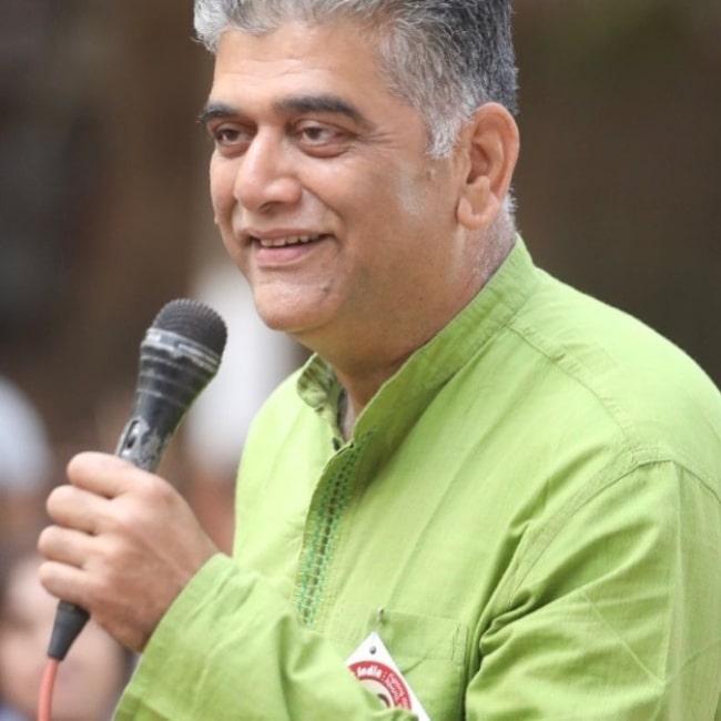 Girish Oak as seen in an Instagram post in May 2020