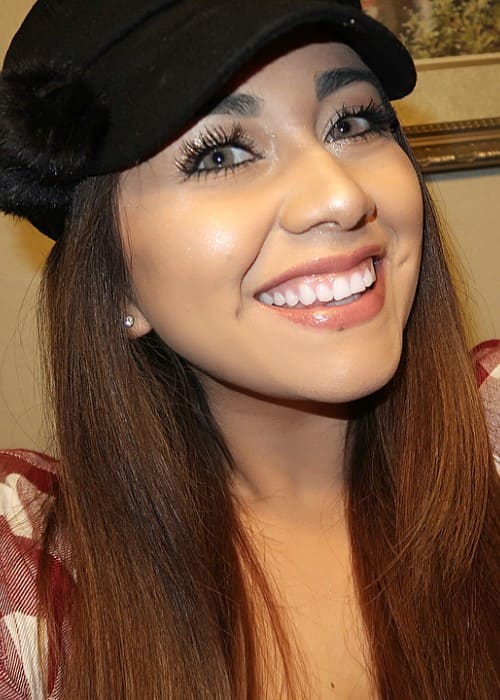 Giselle Henriquez in an Instagram selfie as seen in January 2018
