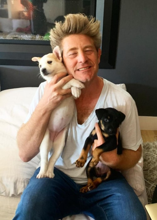 Jason Nash as seen in an Instagram Post in December 2019