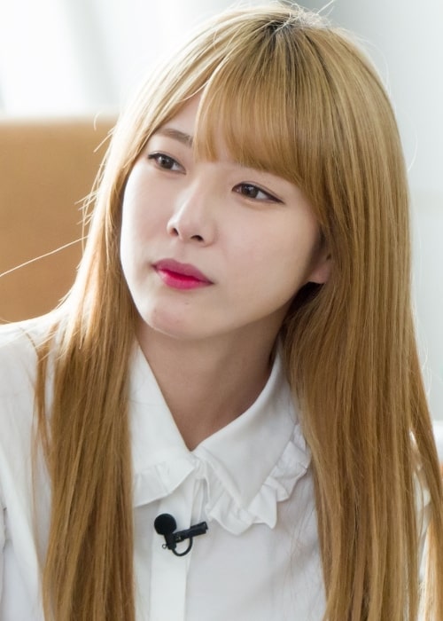 Lee Hae-in as seen at Incheon Airport in September 2016