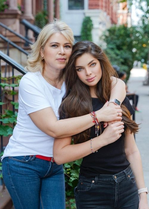 Nadia Ferreira (right) and her mother pose together in September 2021