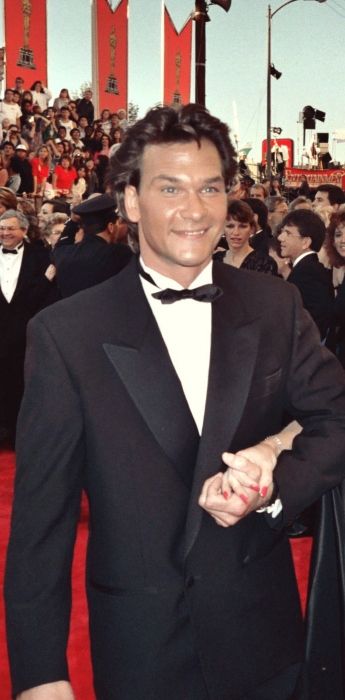 Patrick Swayze as seen on the red carpet of the Academy Awards in 1989