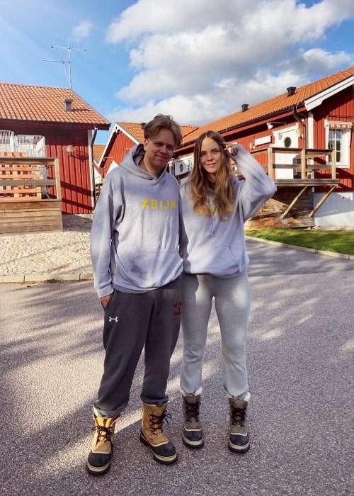 Valter Skarsg&aring;rd and Eija Skarsg&aring;rd in October 2020